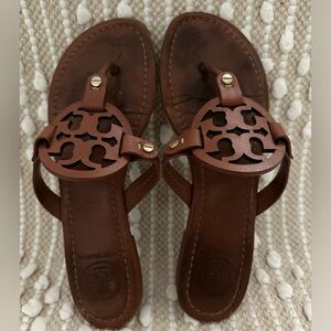 ✨TORY BURCH MILLER✨